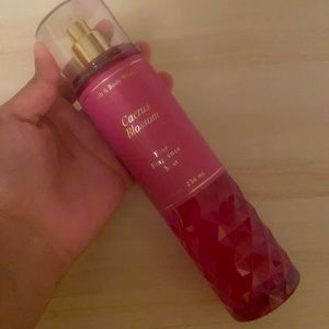 SOLD OUT Bath and Body Works Cactus Blossom